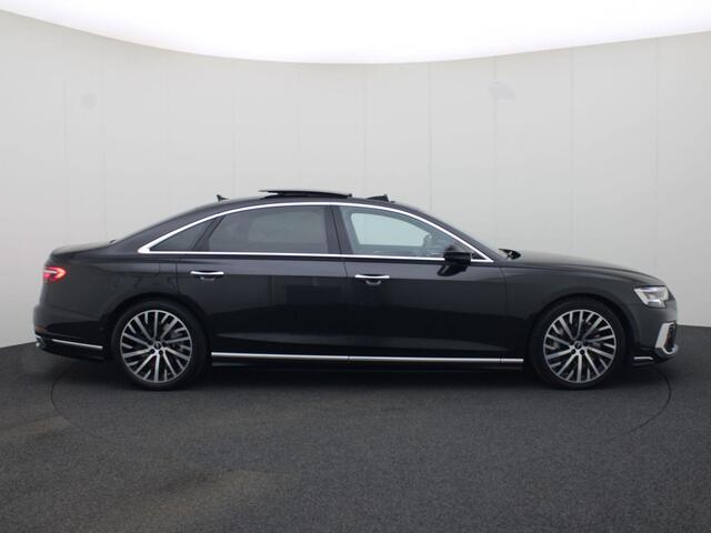 Audi A8 60 TFSIe 340kW/462PK quattro Limo Lang · Panoramadak · Leder · Rondom zichtcamera · Garantie tot januari 2027 of 100000km.