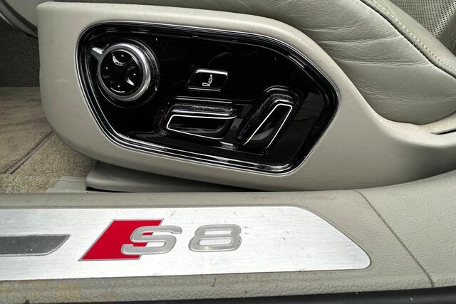 Audi A8 4.0 TFSI S8 plus quattro Pro Line+ B&O ADVANCED KERAMISCH SOLAR SUNROOF BOMVOL!