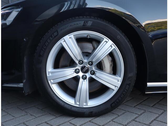 Audi A8 55 TFSI quattro Lang | Chauffeur Pakket | Massage stoelen voor en achter | B&O | Pano | Stoel ventilatie voor en achter