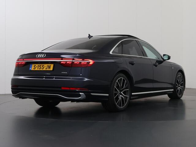 Audi A8 60 TFSI e quattro | Panoramadak | MATRIX-LED | Ele.verstelbare comfortstoelen + Geheugen | HUD | 360 Camera | Adaptieve Cruise Control | Ele. kofferdeksel | Vierwielbesturing | Stoelventilatie + massage | B&o Audio | Softclose | Luchtvering |
