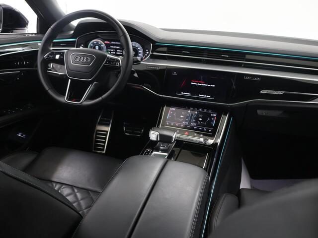 Audi A8 60 TFSI e quattro | Panoramadak | MATRIX-LED | Ele.verstelbare comfortstoelen + Geheugen | HUD | 360 Camera | Adaptieve Cruise Control | Ele. kofferdeksel | Vierwielbesturing | Stoelventilatie + massage | B&o Audio | Softclose | Luchtvering |