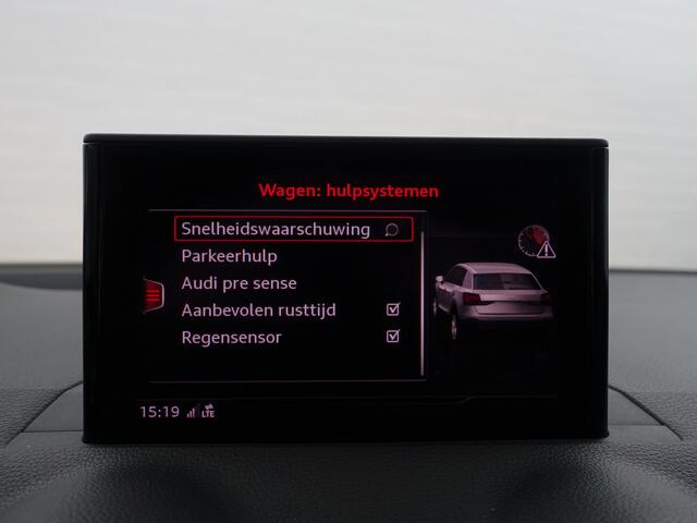Audi Q2 35 TFSI 150pk S Line Aut- Two Tone, Navi, Park Assist, Privacy Glass, Clima, Cruise, Sport Interieur