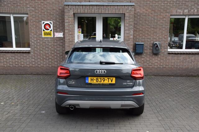 Audi Q2 30 TFSI DESIGN PL+