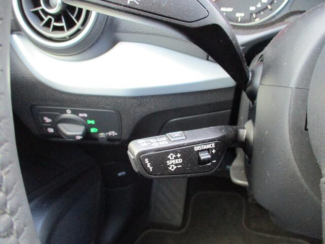 Audi Q2 35 TFSI 150 PK Automaat Led Navi