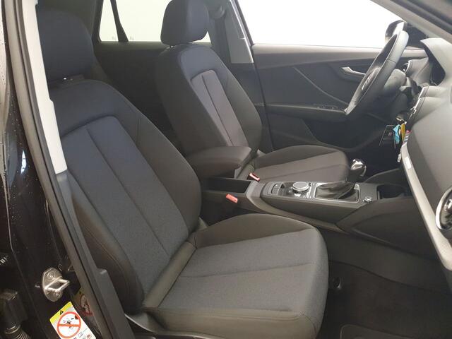 Audi Q2 35 TFSI 150pk S-Tronic S-Line Climatronic, Winterpakket, Navigatie