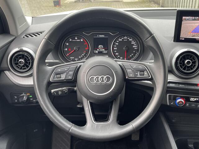 Audi Q2 35 TFSI S Edition 17"/Keyless/Camera/Matrix LED/PDC v+a/Elektrische Klep/Stoelverwarming