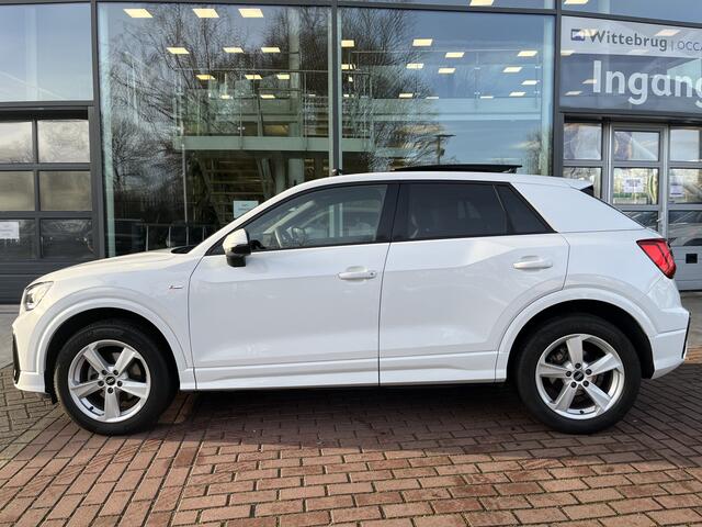 Audi Q2 35 TFSI S Edition / Panoramadak / Optiek zwart / Privacy glass / Matrix / Stoelverwarming / Afneembare trekhaak