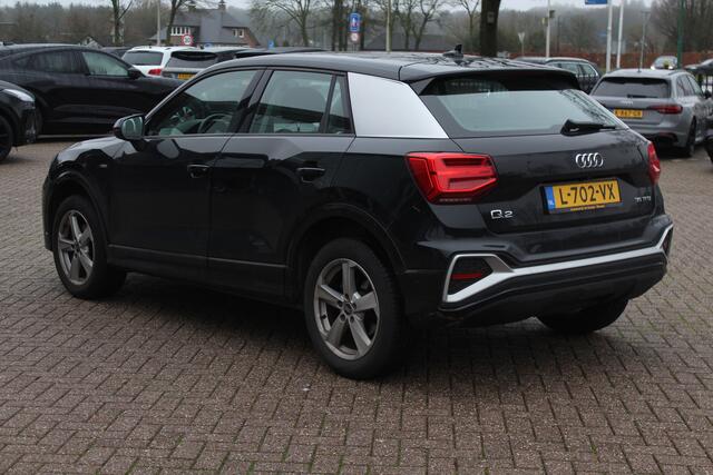Audi Q2 35 TFSI Business Edition / Virtual Cockpit / Apple CarPlay / ACC / DAB / Keyless / 17'' / Matrix LED / Stoelverwarming / Elektr. achterklep
