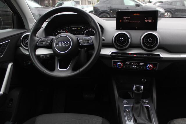 Audi Q2 35 TFSI Business Edition / Virtual Cockpit / Apple CarPlay / ACC / DAB / Keyless / 17'' / Matrix LED / Stoelverwarming / Elektr. achterklep