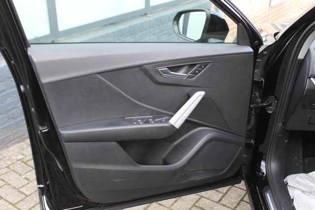 Audi Q2 30 TFSI Design PDC, LM Velgen!