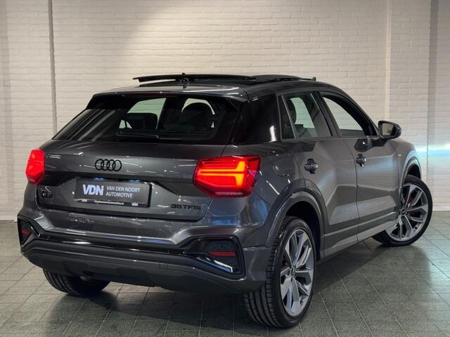 Audi Q2 35 TFSI S-Line Black Pano BenO Virtual Camera Carplay ACC 19''