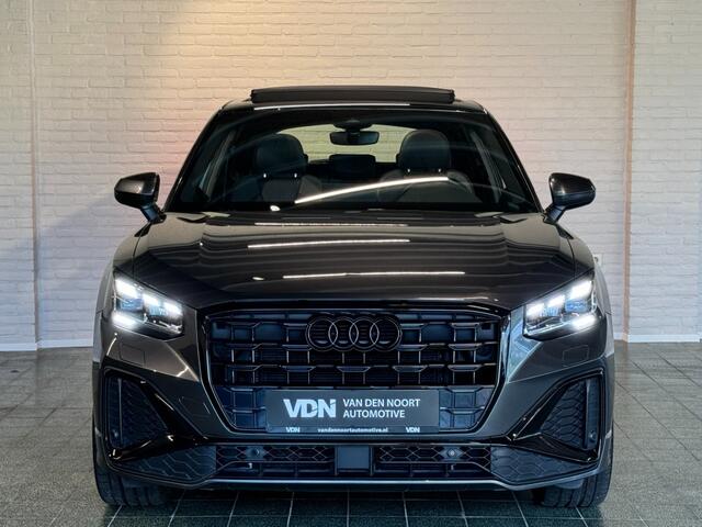 Audi Q2 35 TFSI S-Line Black Pano BenO Virtual Camera Carplay ACC 19''