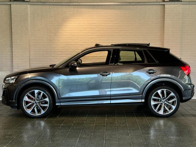 Audi Q2 35 TFSI S-Line Black Pano BenO Virtual Camera Carplay ACC 19''