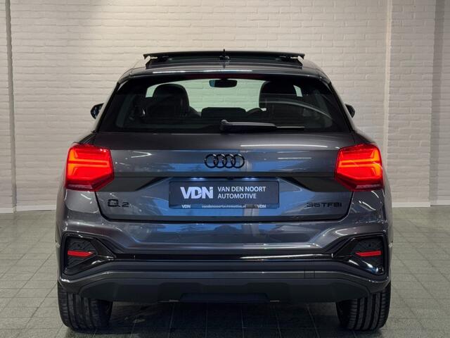 Audi Q2 35 TFSI S-Line Black Pano BenO Virtual Camera Carplay ACC 19''