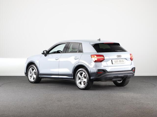 Audi Q2 35 TFSI S Edition 150 pk S-tronic | Verlengde garantie | Navigatie | Parkeersensoren achter | Adaptieve cruise control | Matrix LED koplampen |