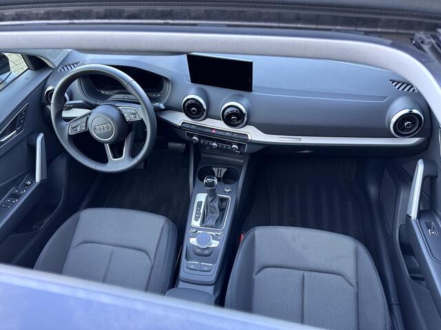 Audi Q2 35 TFSI Business Edition | Panoramadak | Virtual Cockpit | DAB+