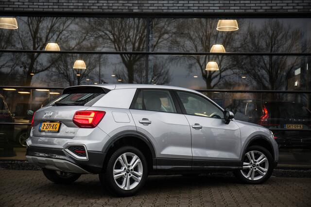 Audi Q2 35 TFSI Business Edition , Adap. cruise, Keyless entry, Carplay,