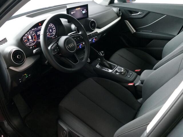 Audi Q2 35 TFSI 1.5 S EDITION 150PK VIR.COCKPIT ELEK.KLEP CARPLAY NAVI CAMERA MATRIX LED STOELVERW. PDC 04/2024