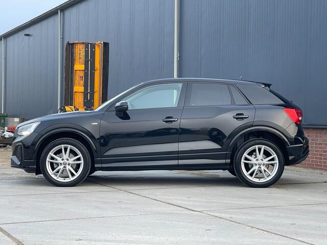 Audi Q2 35 TFSI S-Tronic S-Line Led / Camera / Clima