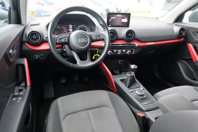 Audi Q2 BWJ 2017 1.6 TDI 116 PK Design Pro Line Plus TREKHAAK / APPLE CARPLAY / ANDROID AUTO / NAVI / CLIMA / CRUISE / STOELVERW. / PARKEERSENONSREN / LMV