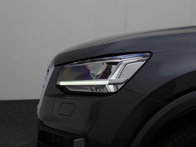 Audi Q2 40 TFSI/190PK quattro S Line · Trekhaak · LED · Leder/Stof