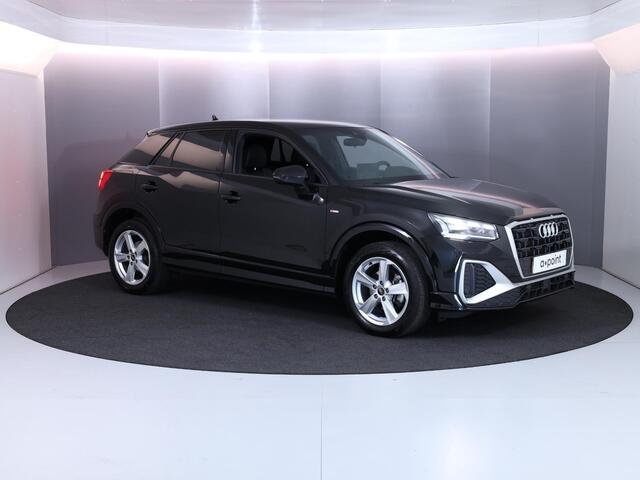 Audi Q2 35 TFSI S Edition 150 pk S-tronic | Verlengde garantie | Navigatie | Parkeersensoren achter | Adaptieve cruise control | Matrix LED koplampen | S-Line |
