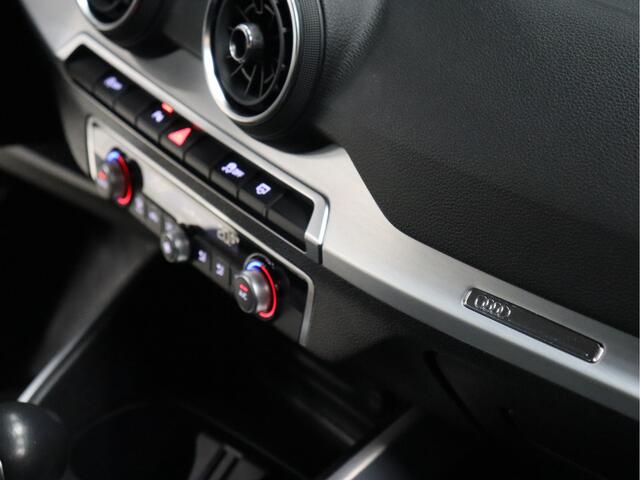 Audi Q2 35 TFSI Sport [NAVIGATIE, CRUISE CONTROL, BLUETOOTH, SENSOREN V+A, CLIMATE CONTROL, NIEUWSTAAT]