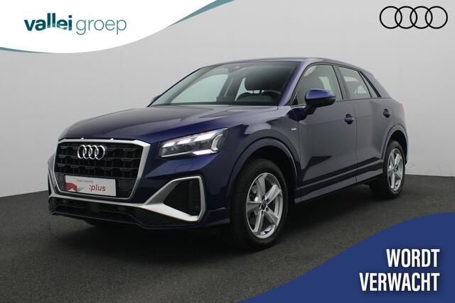Audi Q2 35 TFSI 150 pk S-tronic Business Edition / S-Line ext. | Keyless | Matrix LED | Camera | ACC | 17 inch