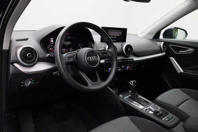 Audi Q2 35 TFSI 150 pk S-tronic Business Edition / S-Line ext. | Keyless | Matrix LED | Camera | ACC | 17 inch