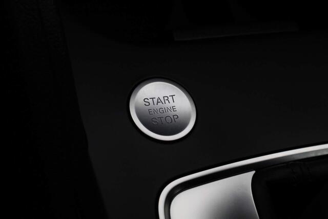 Audi Q2 35 TFSI 150 pk S-tronic Business Edition / S-Line ext. | Keyless | Matrix LED | Camera | ACC | 17 inch