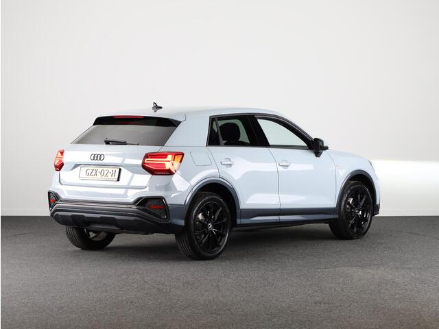 Audi Q2 35 TFSI S Edition 150pk | Navigatie | 18 inch lichtmetalen velgen | Stoelverwarming | Adaptieve cruise controle