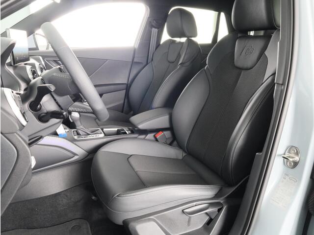 Audi Q2 35 TFSI S Edition 150pk | Navigatie | 18 inch lichtmetalen velgen | Stoelverwarming | Adaptieve cruise controle
