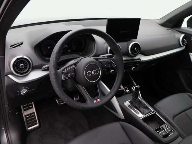 Audi Q2 35 TFSI Edition one Privacy Glas | Matrix Led | 18 inch velgen | Stoelverwarming | Park Assistent |