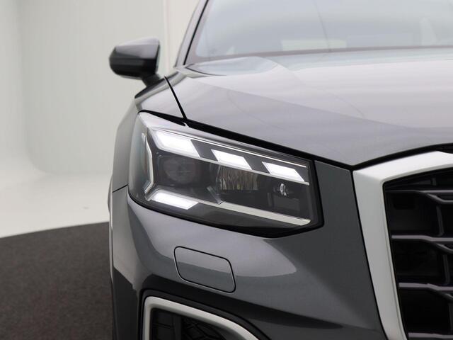 Audi Q2 35 TFSI Edition one Privacy Glas | Matrix Led | 18 inch velgen | Stoelverwarming | Park Assistent |