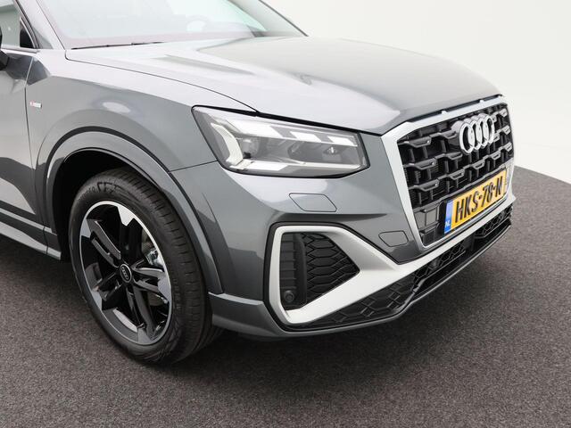 Audi Q2 35 TFSI Edition one Privacy Glas | Matrix Led | 18 inch velgen | Stoelverwarming | Park Assistent |