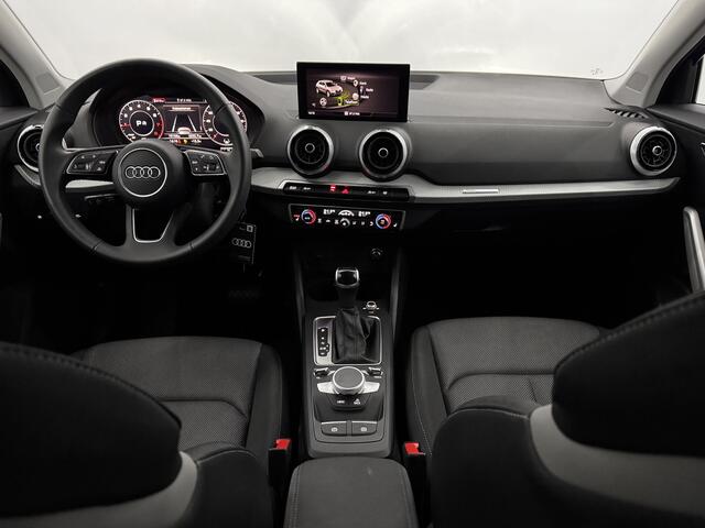 Audi Q2 35 TFSI S-line Clima, Navi, Camera, Virtual desk, Stoelverwarming, Cruise control adaptief, A start stop