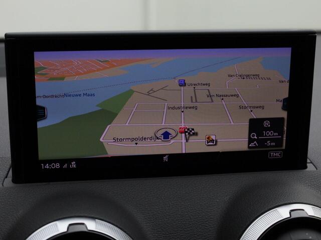 Audi Q2 35 TFSI/150PK Advanced edition · Navigatie · Camera + Parkeersensoren · Stoelverwarming · Garantie t/m 23-05-2028 of 100.000KM