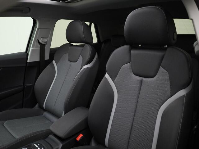 Audi Q2 35 TFSI/150PK S Line · Panoramadak · Navigatie · Camera + Parkeersensoren