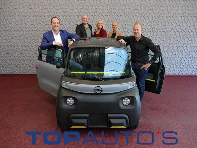 Audi Q2 35 TFSI 1.5 ?FACELIFT? S EDITION 150PK VIR.COCKPIT 18''LMV TOUCHSCREEN CARPLAY NAVI CAMERA LED STOELVERW. PDC 11/2024 "Audi rijden begint bij Topautos.nl - 20 Audi topmodellen direct op voorraad!"
