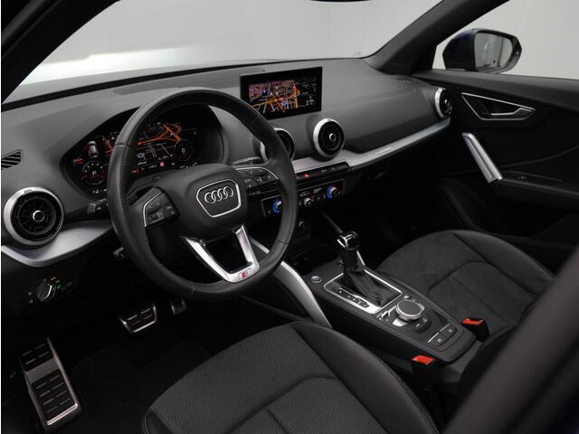 Audi Q2 35 TFSI 150 pk S-tronic S Edition / S-Line | Panoramadak | Matrix LED | Bang & Olufsen | Leder/alcantara | Achteruitrijcamera