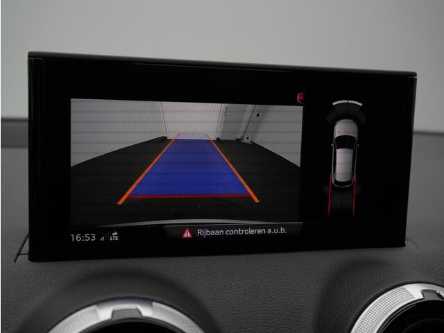 Audi Q2 35 TFSI 150 pk S-tronic S Edition / S-Line | Panoramadak | Matrix LED | Bang & Olufsen | Leder/alcantara | Achteruitrijcamera