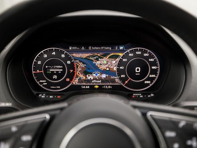 Audi Q2 30 TFSI Sport (VIRTUAL COCKPIT, APPLE CARPLAY, GROOT NAVI, KEYLESS, ADAPTIVE CRUISE, CLIMATE, SPORTSTOELEN, LED KOPLAMPEN, PARKEERSENSOREN, NIEUWSTAAT)