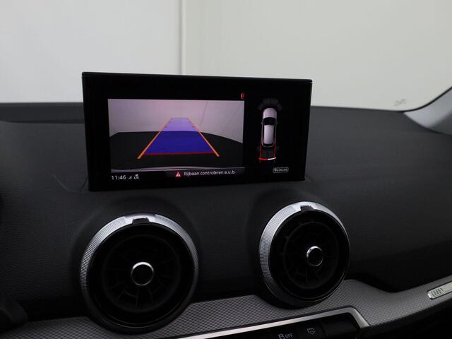 Audi Q2 35 TFSI/150PK S Line · Panoramadak · Navigatie · Camera + Parkeersensoren
