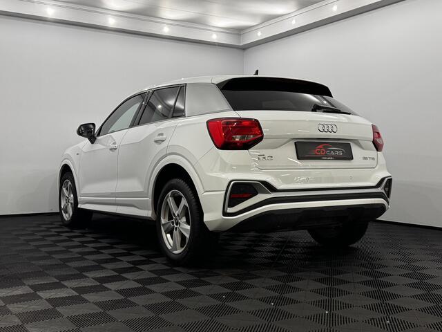 Audi Q2 35 TFSI S-line Airco, Parkeersensoren, Navi, Cruise control adaptief, Stoelverwarming, A start stop