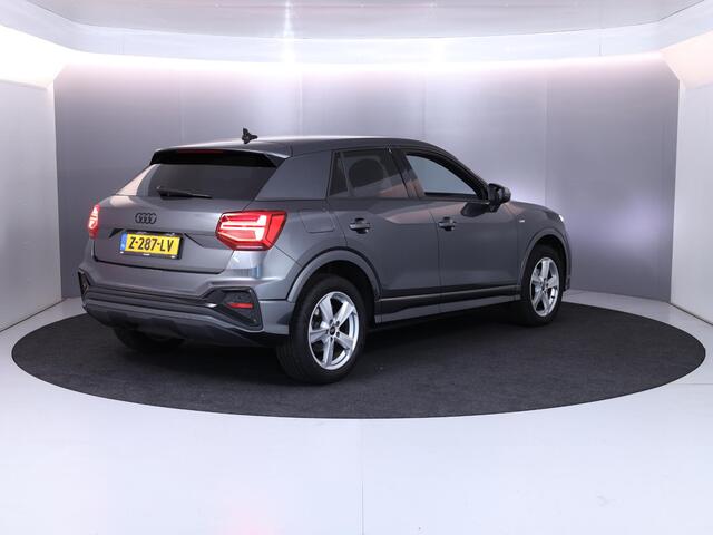 Audi Q2 35 TFSI S Edition 150 pk S-tronic | Verlengde garantie | Navigatie | Parkeersensoren achter | Adaptieve cruise control | Matrix LED koplampen | S-line |
