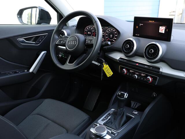 Audi Q2 35 TFSI Advanced edition | Lichtmetalen velgen | MMI navi | Privacy glas | Climate control |