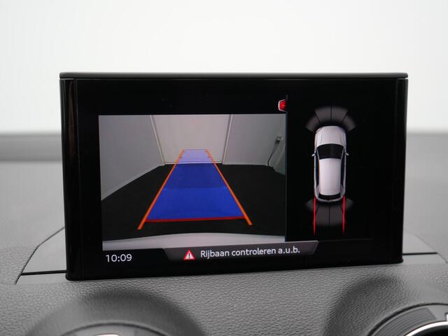 Audi Q2 35 TFSI 2x S Line 150pk | Camera | LED | Carplay | Sportsoelen Half Leder | Stoelverwarming | Cruise Control | 18'' L.M. | DAB |