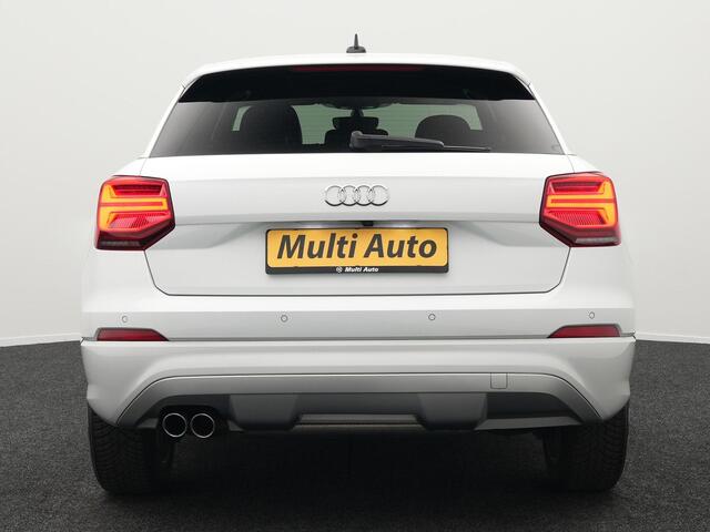 Audi Q2 35 TFSI 2x S Line 150pk | Camera | LED | Carplay | Sportsoelen Half Leder | Stoelverwarming | Cruise Control | 18'' L.M. | DAB |