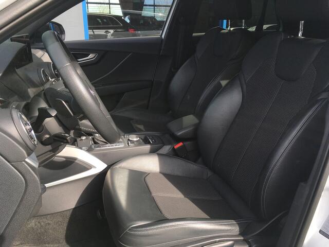 Audi Q2 35 TFSI S-Line Black Edition Keyless Go