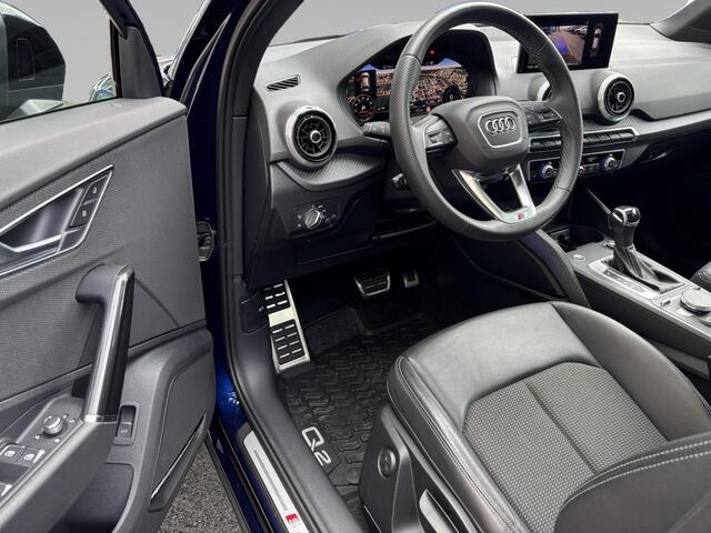 Audi Q2 35 TFSI S-line Black Sonos Pano Matrix